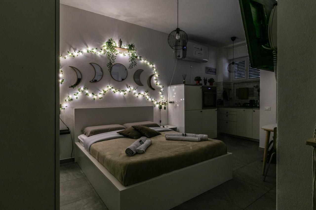 Eden House Sansiro-Duomo Netflix & Design Apartment Milan Bagian luar foto